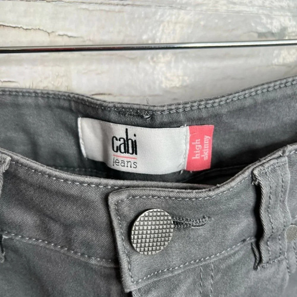 Cabi High Skinny Gray  Wash Smoked Pearl Jeans Size 2 - Picture 8 of 8